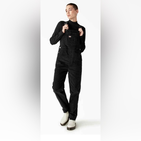 Dickies Women’s Halleyville Corduroy Bib Overalls. Size M Color Black NEVER USED - Picture 1 of 11